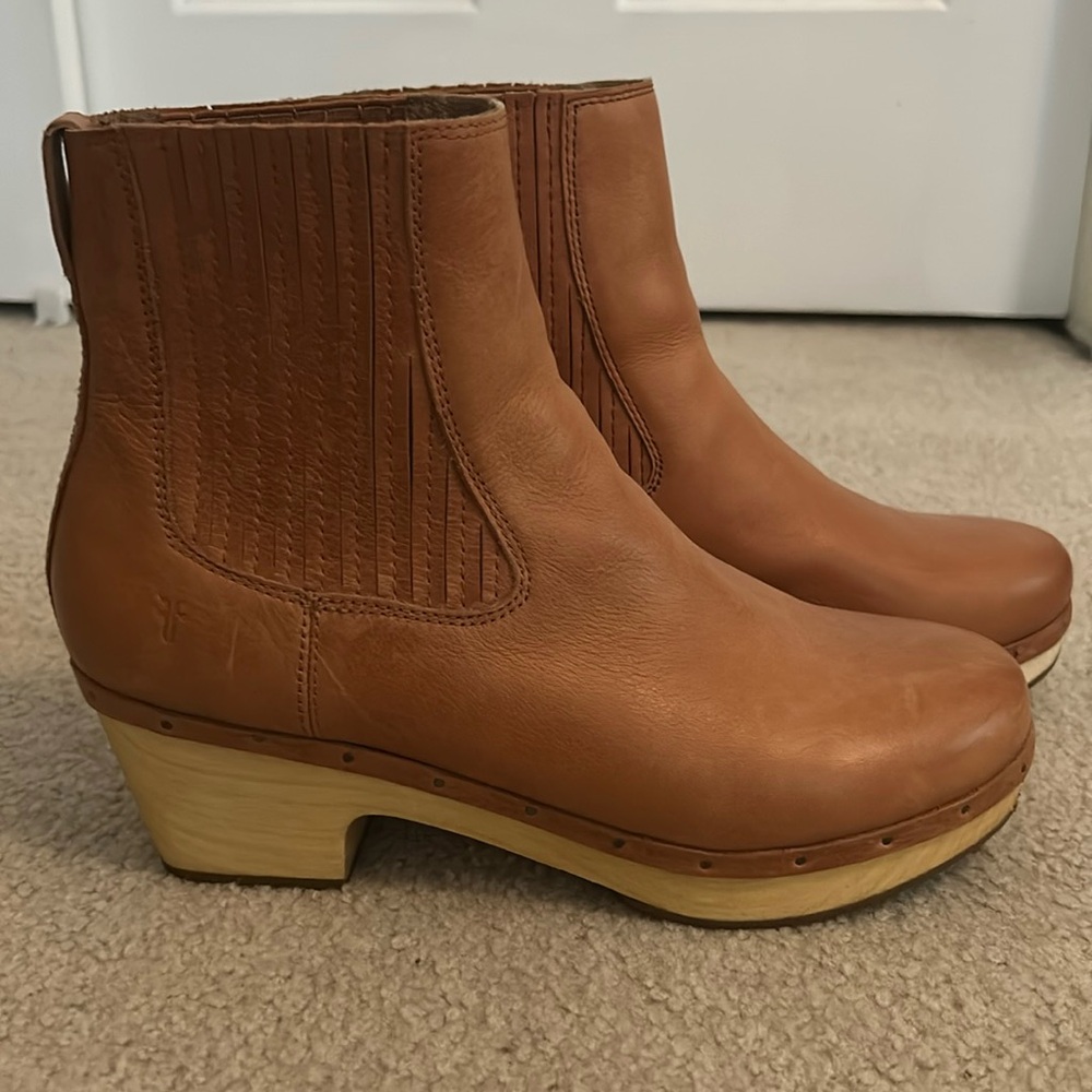 Chelsea Frye boots